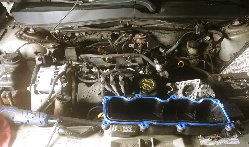 Valve cover 1